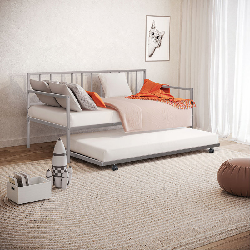 Lit de jour contemporain en métal avec couchette et structure en métal, Argent