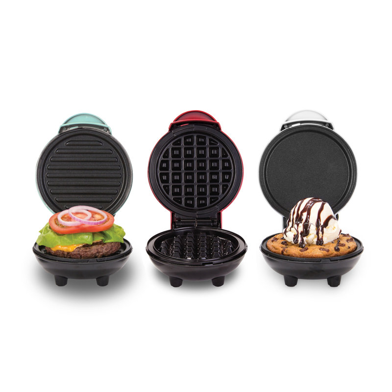 Dash 3 Standard Waffle Maker Set