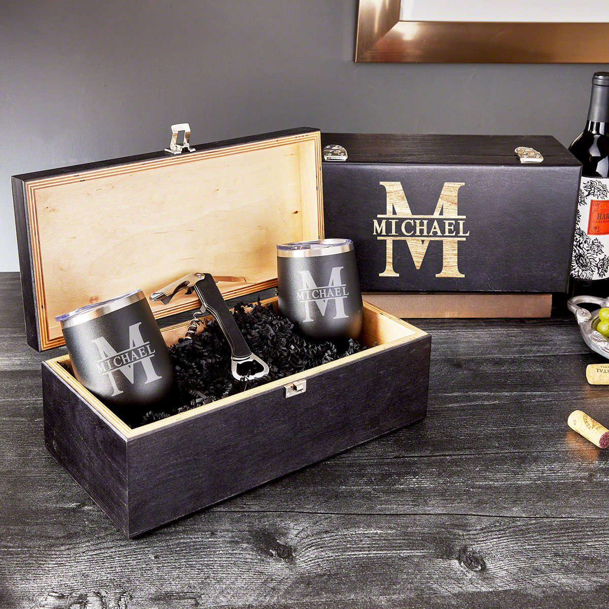 Oakmont Beer Mug Set with Custom Bottle Opener