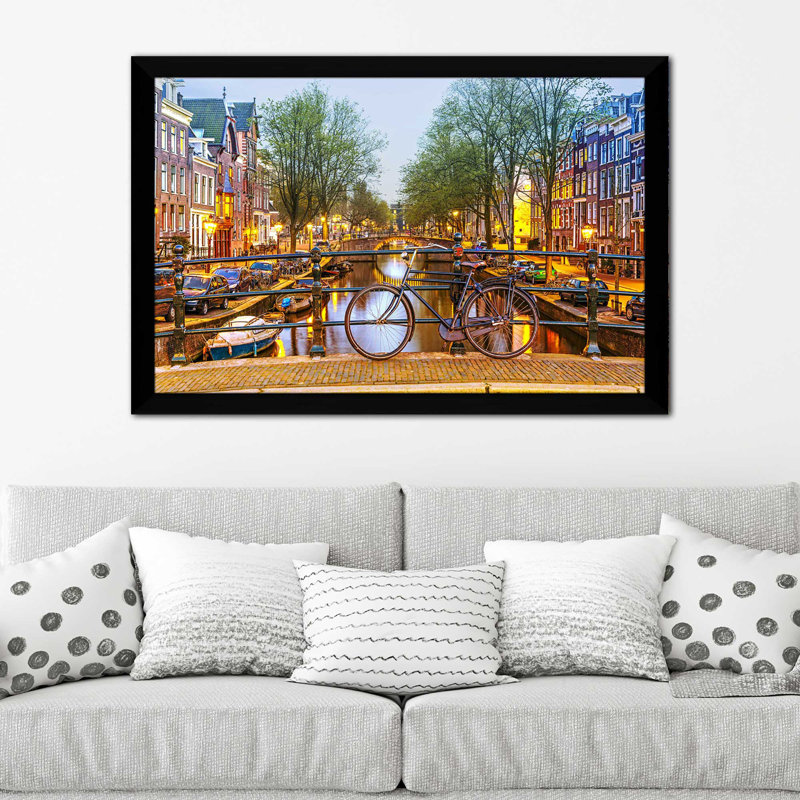 «Amsterdam Bicycle», reproduction de photo encadrée, H 33,5 po x l 49,5 po x P 1 po, Cadre noir