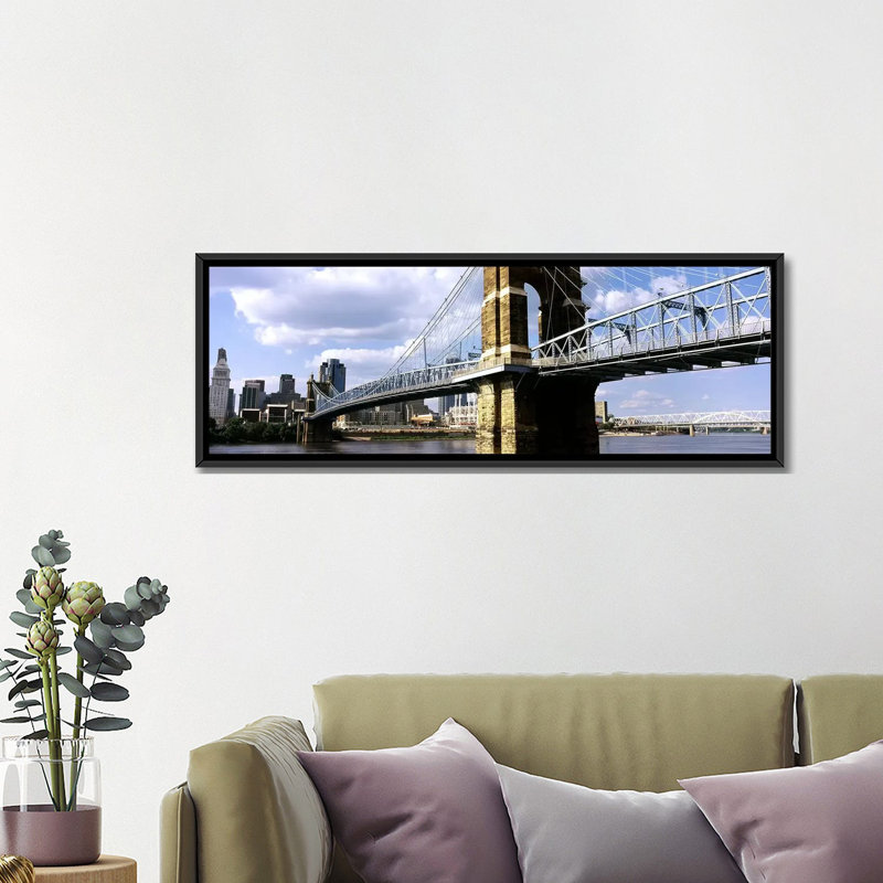 «John A. Roebler Suspension Bridge Cincinnati, Ohio», reproduction de photo sur toile, H 16 po x l 48 po x P 1,5 po