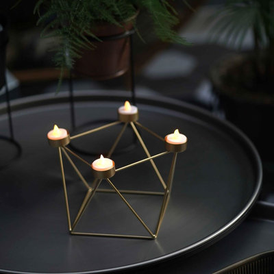 Metal Tabletop / Centrepiece Candlestick