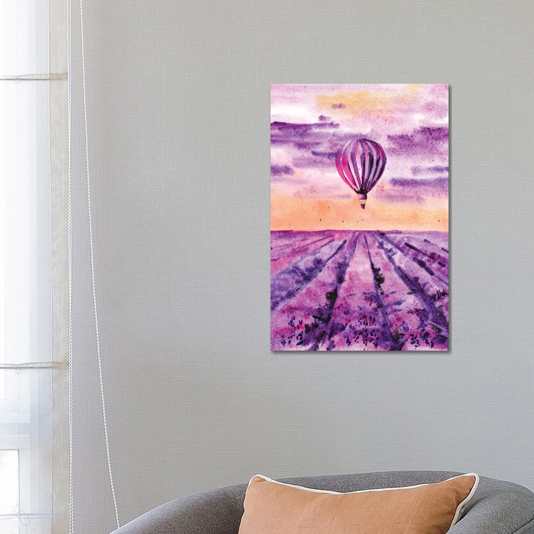 Heißluftballon über Lavendelfeld von Nataly Mak - Galerie-verpackte Leinwand Giclée auf Leinwand