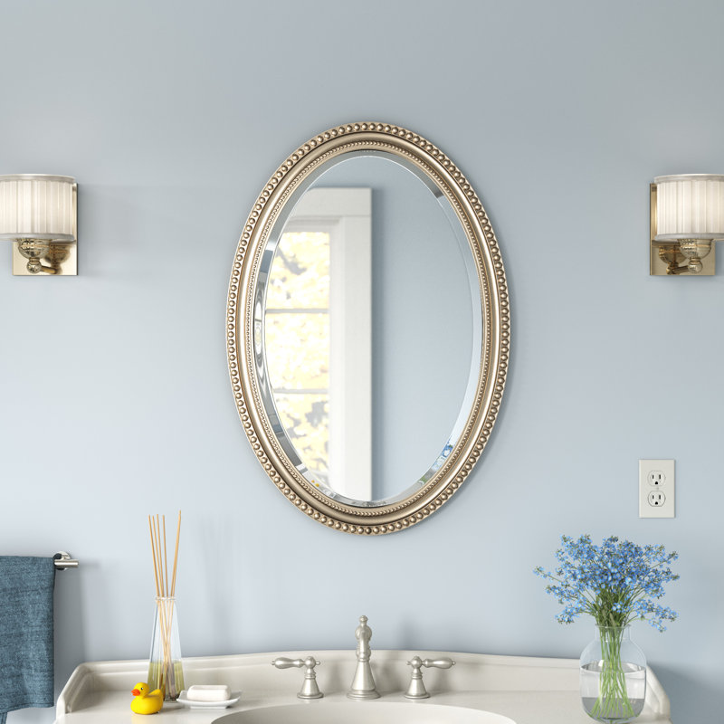 Miroir décoratif biseauté traditionnel Nunn, Argent métallique