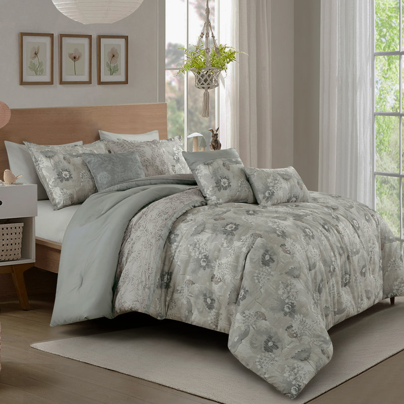 Ensemble d'édredon brodé et imprimé 7 pièces Elegant Botanical, en microfibre de polyester - comprend 1 édredon, 2 taies décoratives et 4 coussins décoratifs