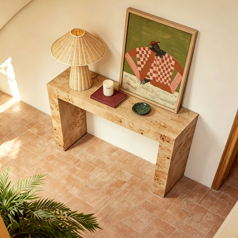 Console rétro de style français, 33.5" H x 63" W x 13.8" D