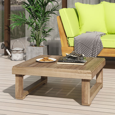 Table basse d'extérieur en bois massif Akono