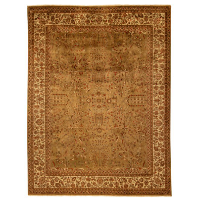 Hand Knotted Wool Area Rug in Gold And Beige