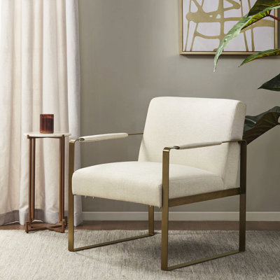 Chaise d'appoint Street en tissu d'ameublement 100% crème, structure en métal doré antique, coussin de siège en mousse haute pour un confort maximal, assemblage requis avec les outils fournis.