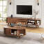 Ensemble de meuble télé Farmhouse avec portes coulissantes cannelées ovales et table basse avec station de charge pour téléviseur de 80 po-131247082