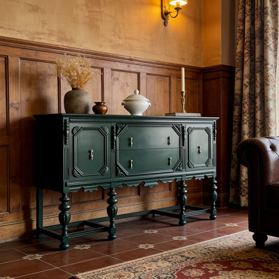 Armoire de salle à manger American