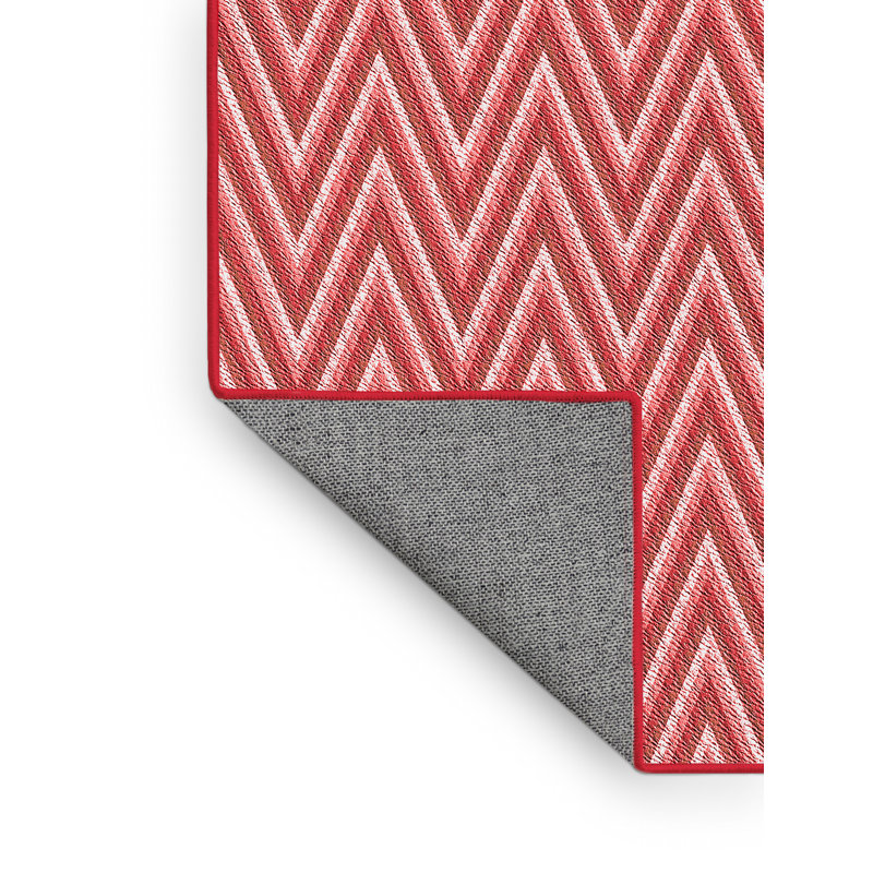 Tapis tissé à la machine en rouge, Rectangle 7 pi x 10 pi