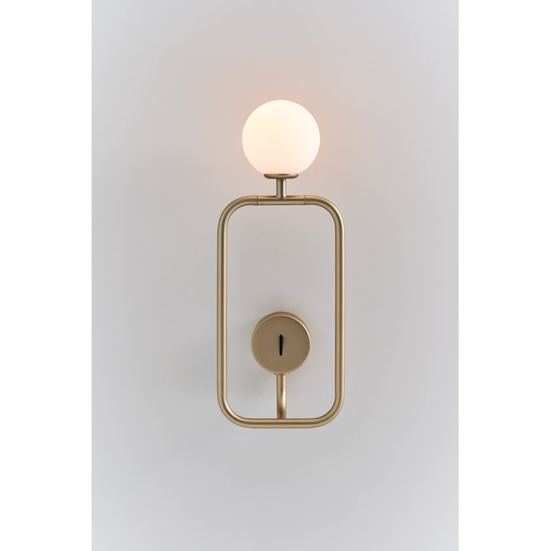 Emme 1 - Light Armed Sconce, Champagne Gold