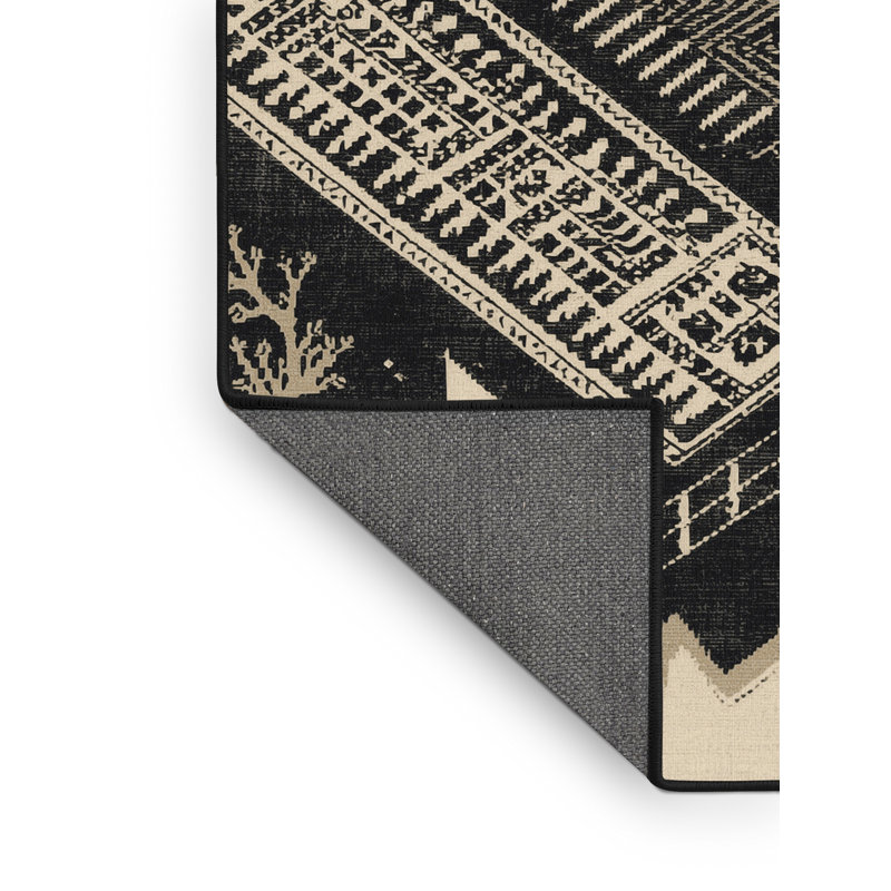 Soft Plush Eilerman Bohemian Geometric Area Rug in Gray – Black Binding, 3' Round