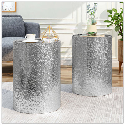 Metal Side Table, Features Simplistic Structure, Includes Clean Cylindrical Shape