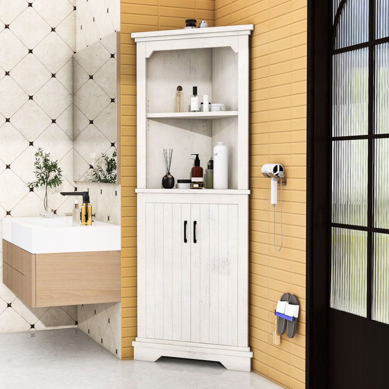 Grande armoire d'angle avec portes et tablettes ouvertes