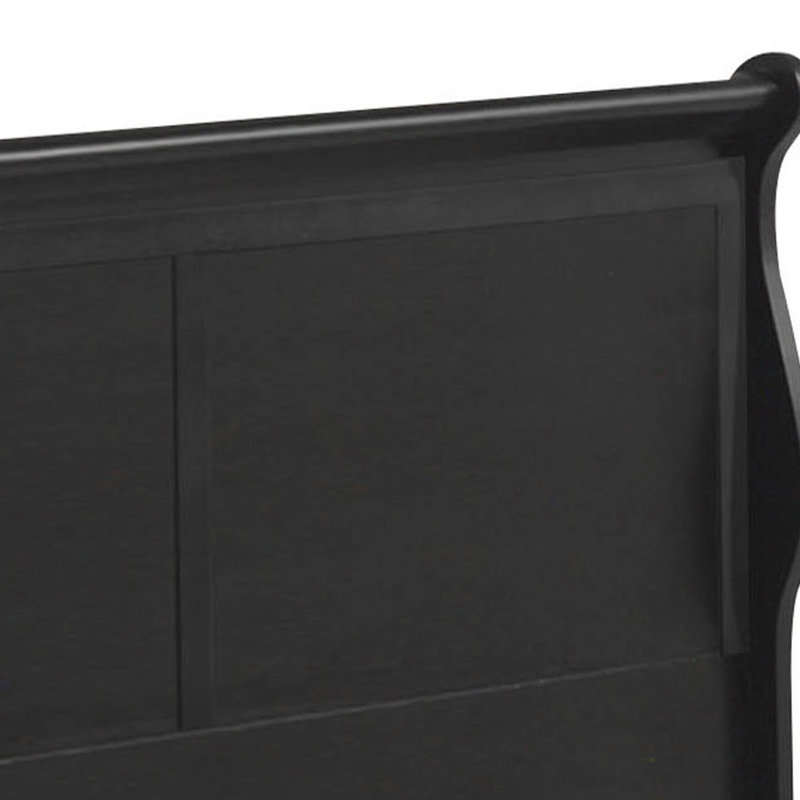 Grand lit traditionnel noir en bois massif pour une chambre classique au design intemporel