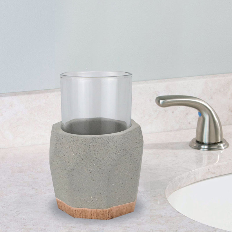 Geting Bathroom Accessory