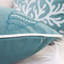 Coquillages bleus et spa-125133882