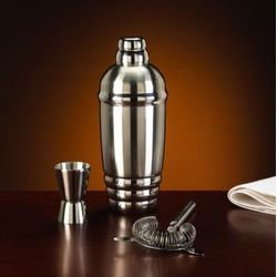 Lenox Tuscany Classics 3 Piece Shaker Set