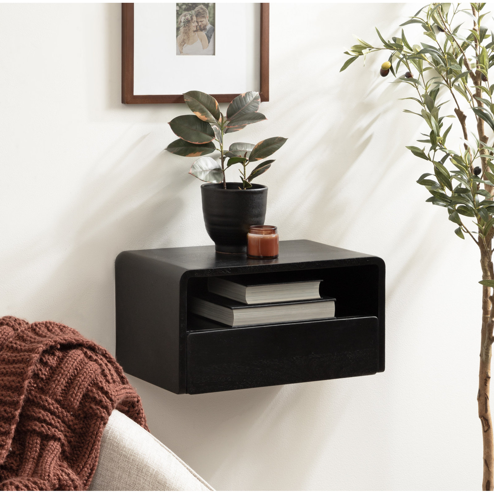 Langley 18" Floating Shelf, Black