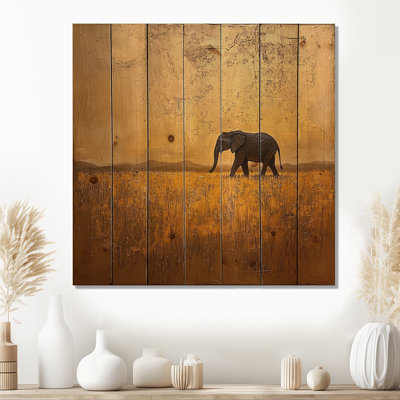 Éléphant doré dans le désert ouvert d'Afrique I - Impression sur bois d'éléphant - sur bois de pin naturel