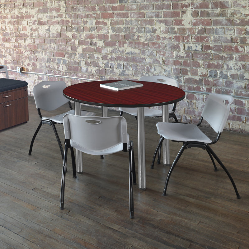 Plateau de table Kee, 4 chaises empilables, 29" H x 36" W x 36" D, Mahogany/Chrome, Grey