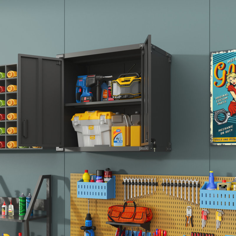 Armoire de rangement murale en métal avec 2 portes verrouillables, 1 tablette réglable et 1 tiroir ouvert