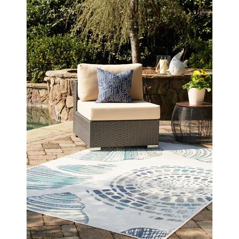 Amaranthine Indoor / Outdoor Rug, Rectangle 5'3" x 8'