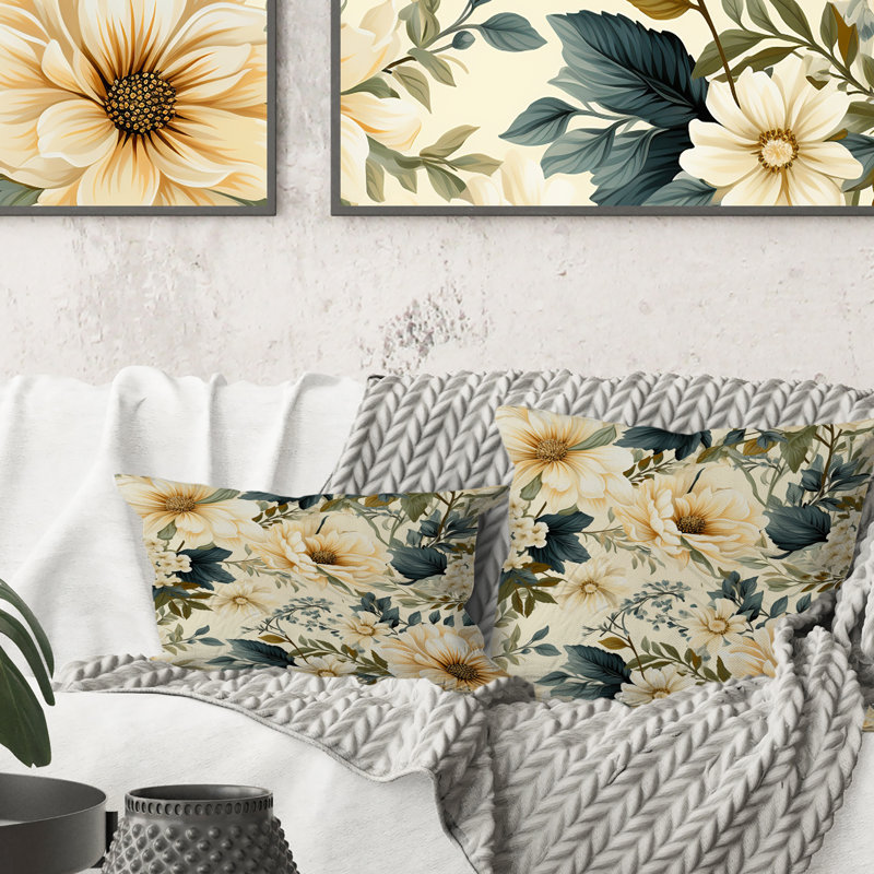 Coussin Antique, H 18 po x l 18 po