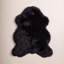 Tapis noir en peau de mouton Laurens-962343903
