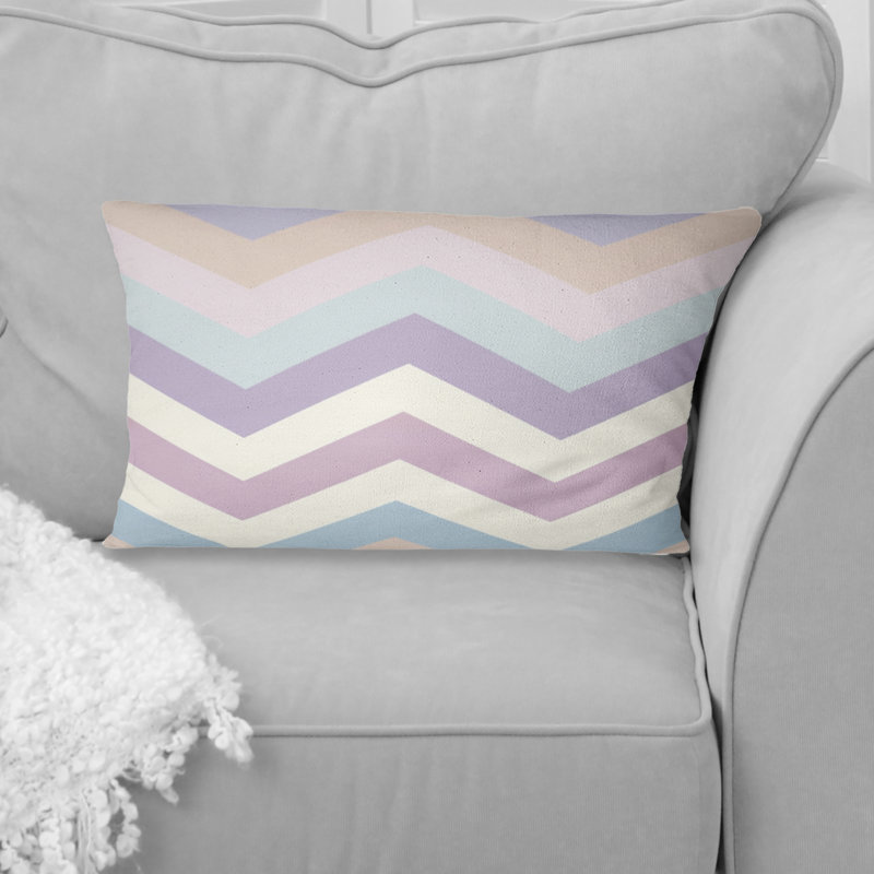 Coussin à chevrons mauve et beige, Forme rectangulaire, H 12 po x l 20 po