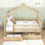 Lit en bois en forme de maison-88580468-88580467