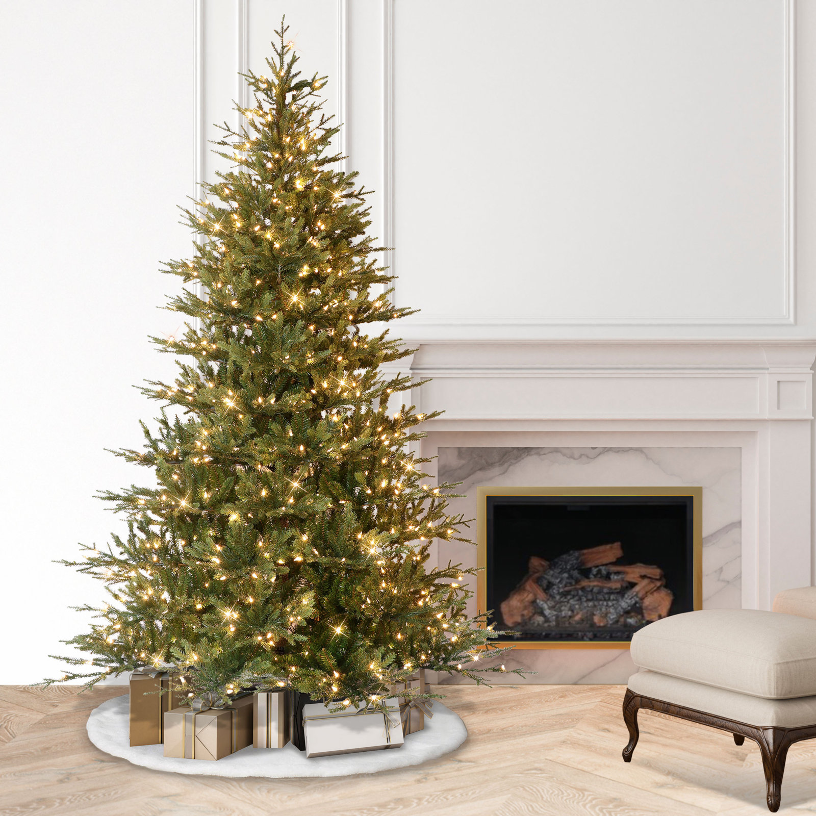 Lighted Artificial Christmas Tree, 7.5'