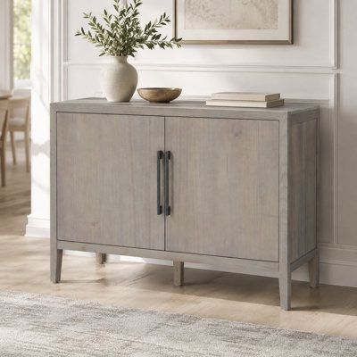 Armoire de rangement en bois de style campagnard avec placage de pin à deux portes avec poignées en métal et pieds réglables pour un buffet rétro pour le salon et la cuisine