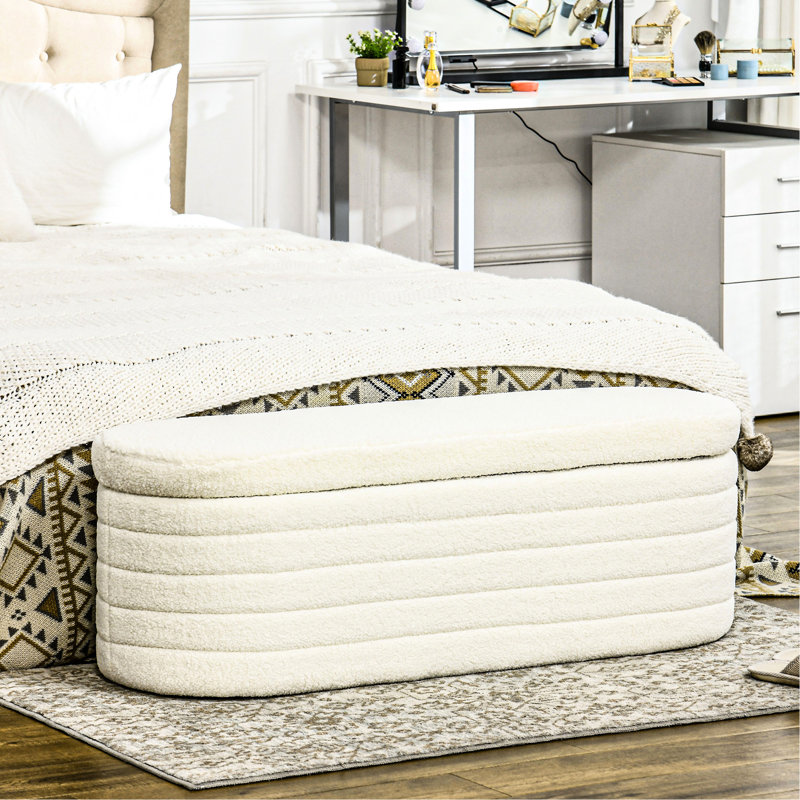 Banc de rangement blanc crème de 46 po. Revêtement en molleton. Utilisation dans la chambre à coucher, le salon, le vestibule. Coussin de siège confortable, espace caché. Structure en bois. Peut supporter un rangement de banc de 264 lb, molleton crème