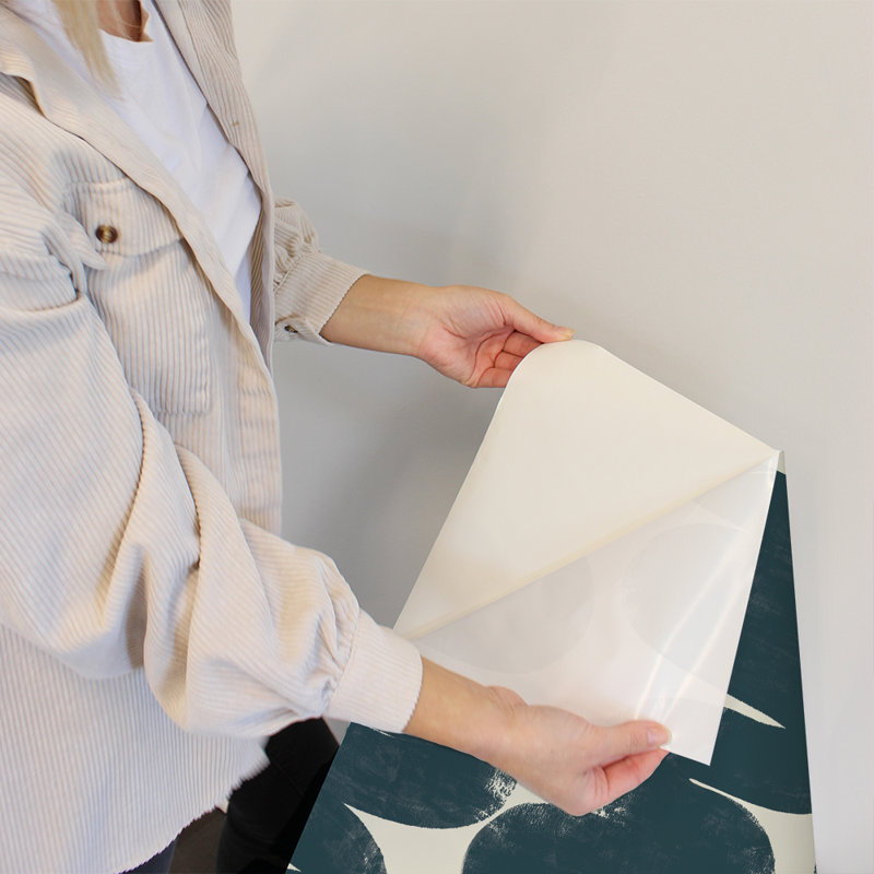  16.5' L x 20.5" W Peel and Stick Wallpaper Roll, Blue/White, 16.5" L x 20.5" W