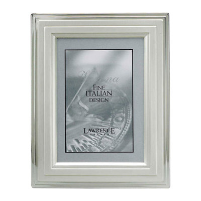 Silver Metal Beveled Picture Frame