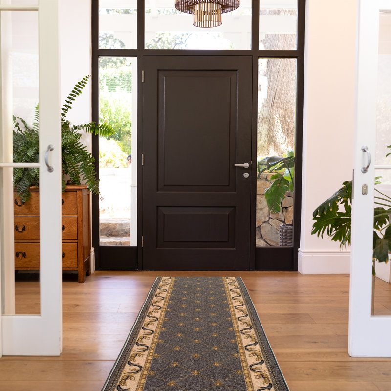 Tapis gris touffeté à motif géométrique Mayville, Tapis de couloir 2 pi 2 po x 18 pi