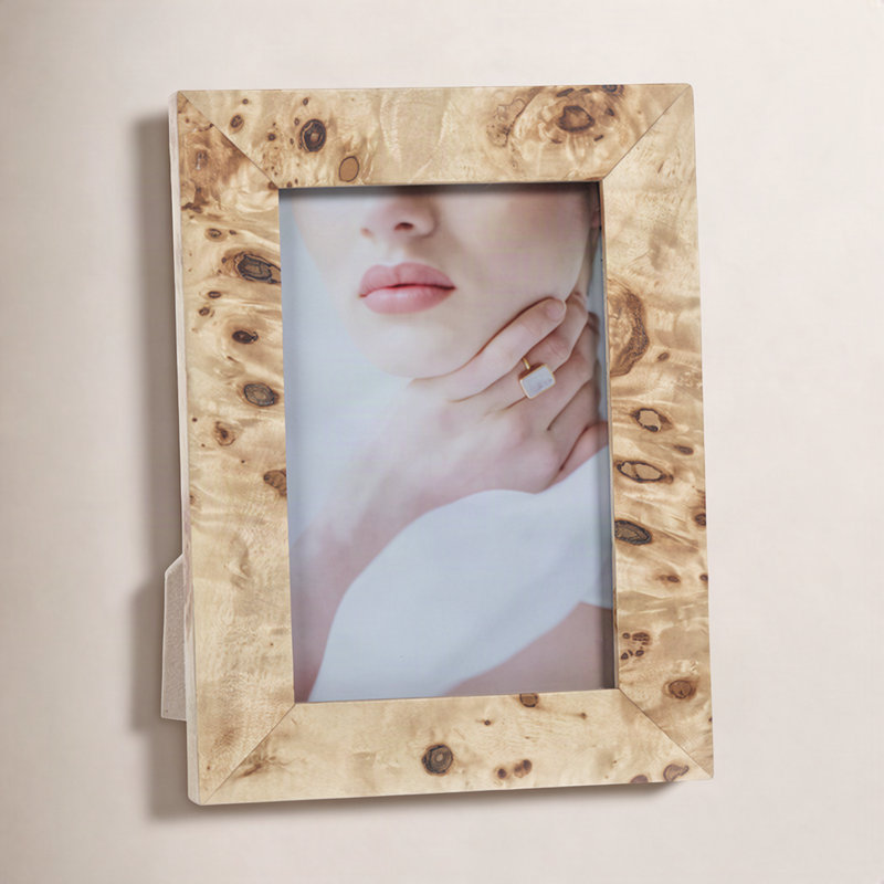Monterey Burl Veneer/ MDF Picture Frame, L 4 po x H 6 po