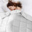 Couette moderne, couette réversible matelassée en duvet synthétique avec languettes aux coins, literie toutes saisons-132143789-132143802