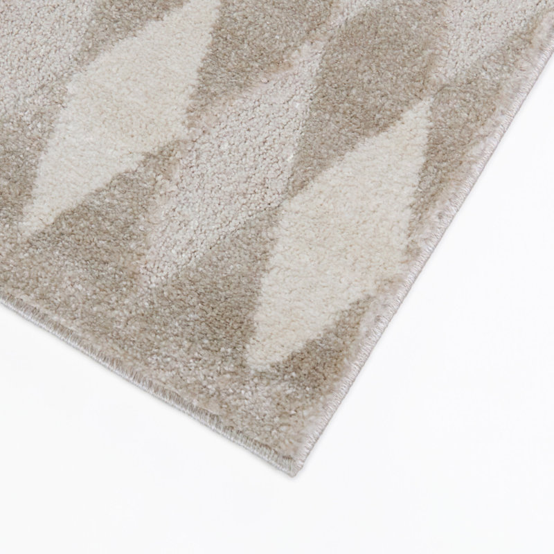 Temela Taupe/Cream Boho Diamond Area Rug, 5'3" x 7', Taupe/Cream