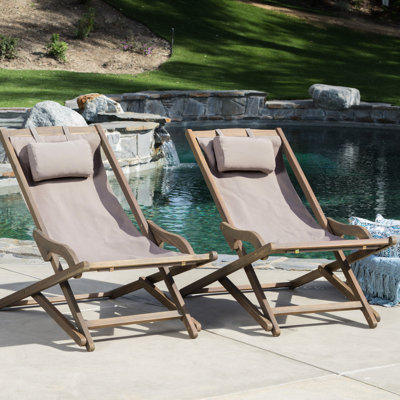 Fauteuil de plage Beach - gris (de 2), arrière-cour et détente, 100% toile, structure en bois, avec coussin, 40,27 po X 32,72 25,22 po, chaise de plage grise 22,35 po (2), idéale pour se prélasser. Confortable