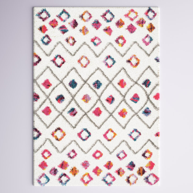 Tapis rose / ivoire à poil long à motif de treillis à losanges bohème Abramson, Rectangle 6 pi 7 po x 9 pi
