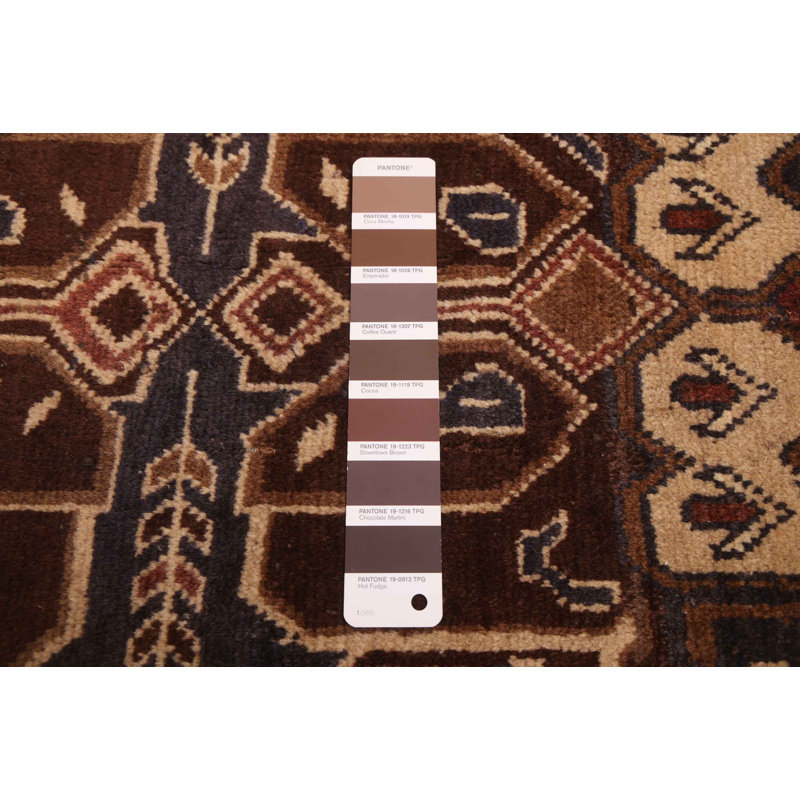 Tapis brun Teimani 3 pi 10 po x 6 pi 10 po