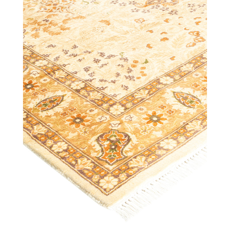 Classic One-of-a-Kind 4' 8" x 7' 1" Hand Knotted Area Rug