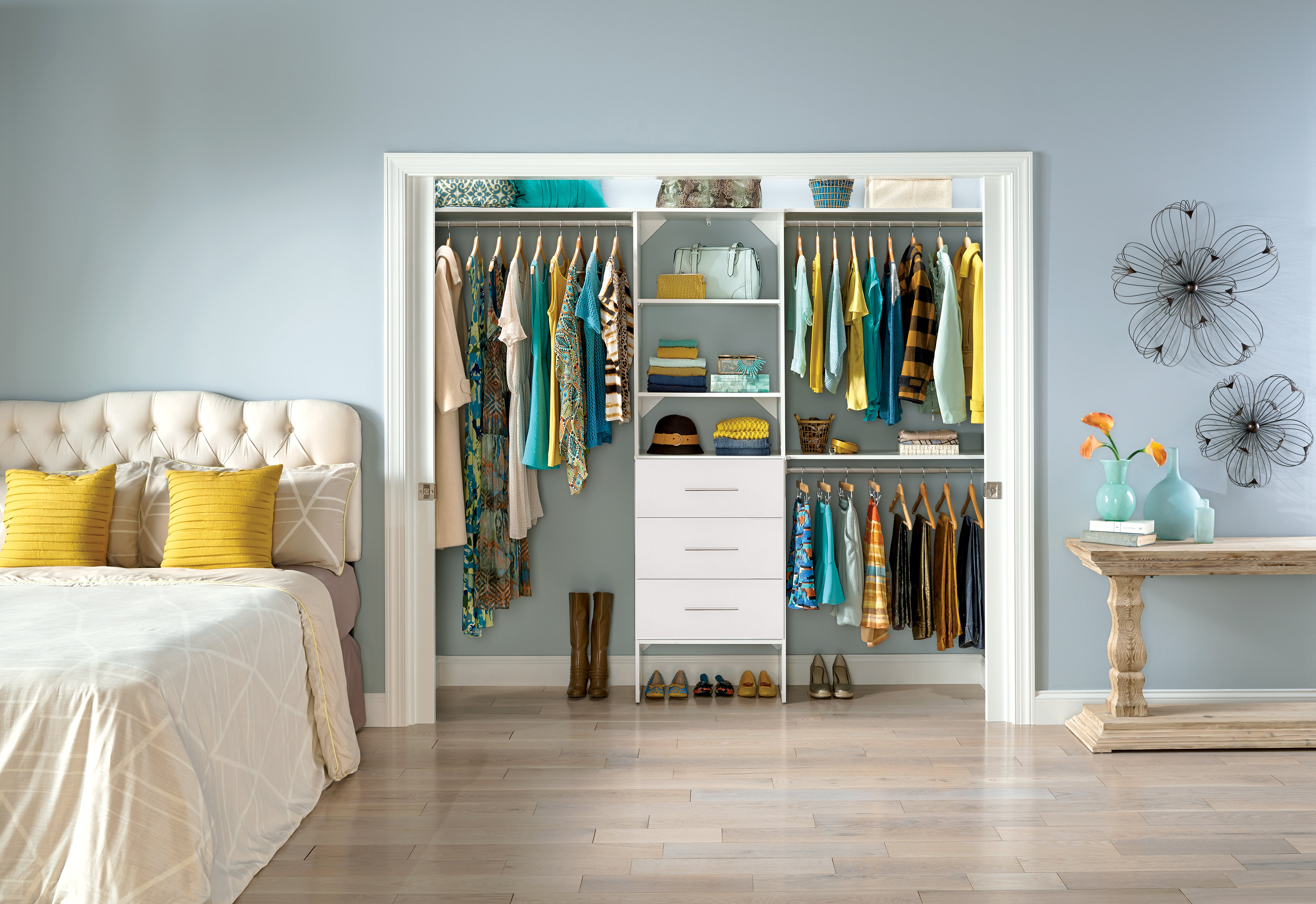 https://assets.wfcdn.com/im/33903365/compr-r85/2087/208759837/suitesymphony-84-w-120-w-closet-system-with-drawers.jpg