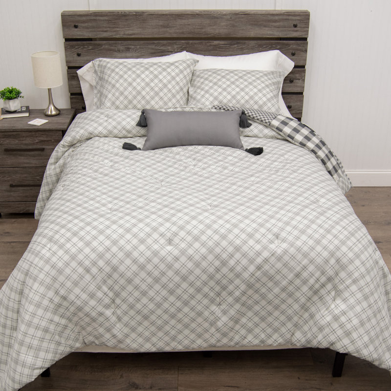 Gray Reversible Microfiber Full Comforter Set with Deer Motif