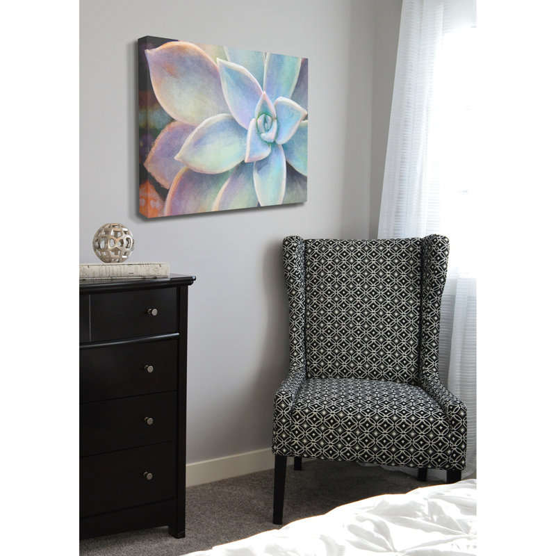 «Succulent Plant Vibrant Bloom», impression, H 16 po x l 20 po x 1,5 po, Toile tendue
