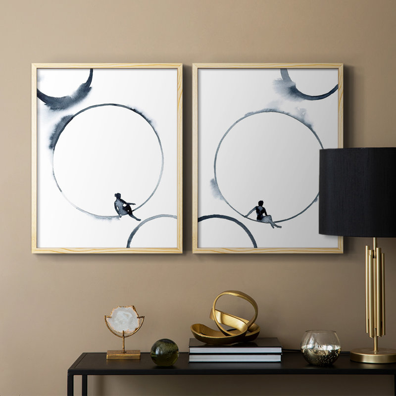 «Woman in the Moon I», reproduction encadrée de qualité supérieure - prête à être accrochée - aucun clou requis - aucun clou requis